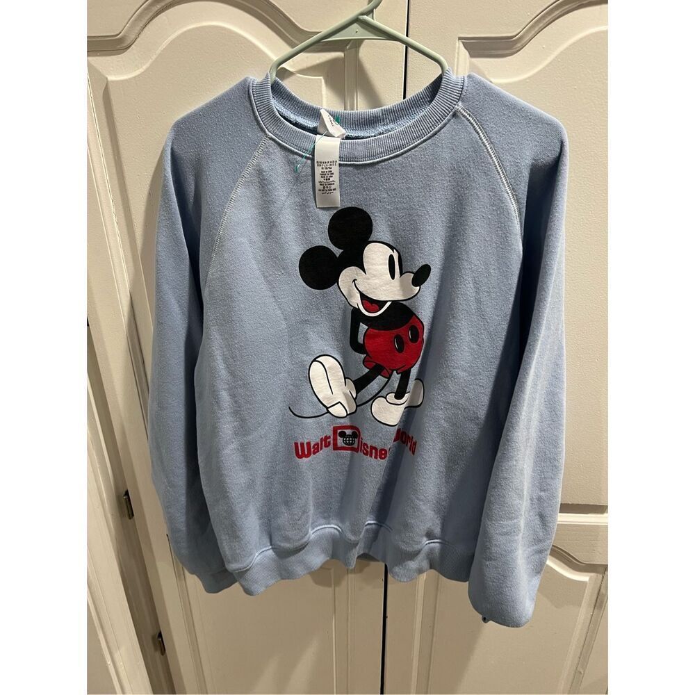 Classic Mickey”DisneyLand” Pullover blue Sweatshirt Adult size M